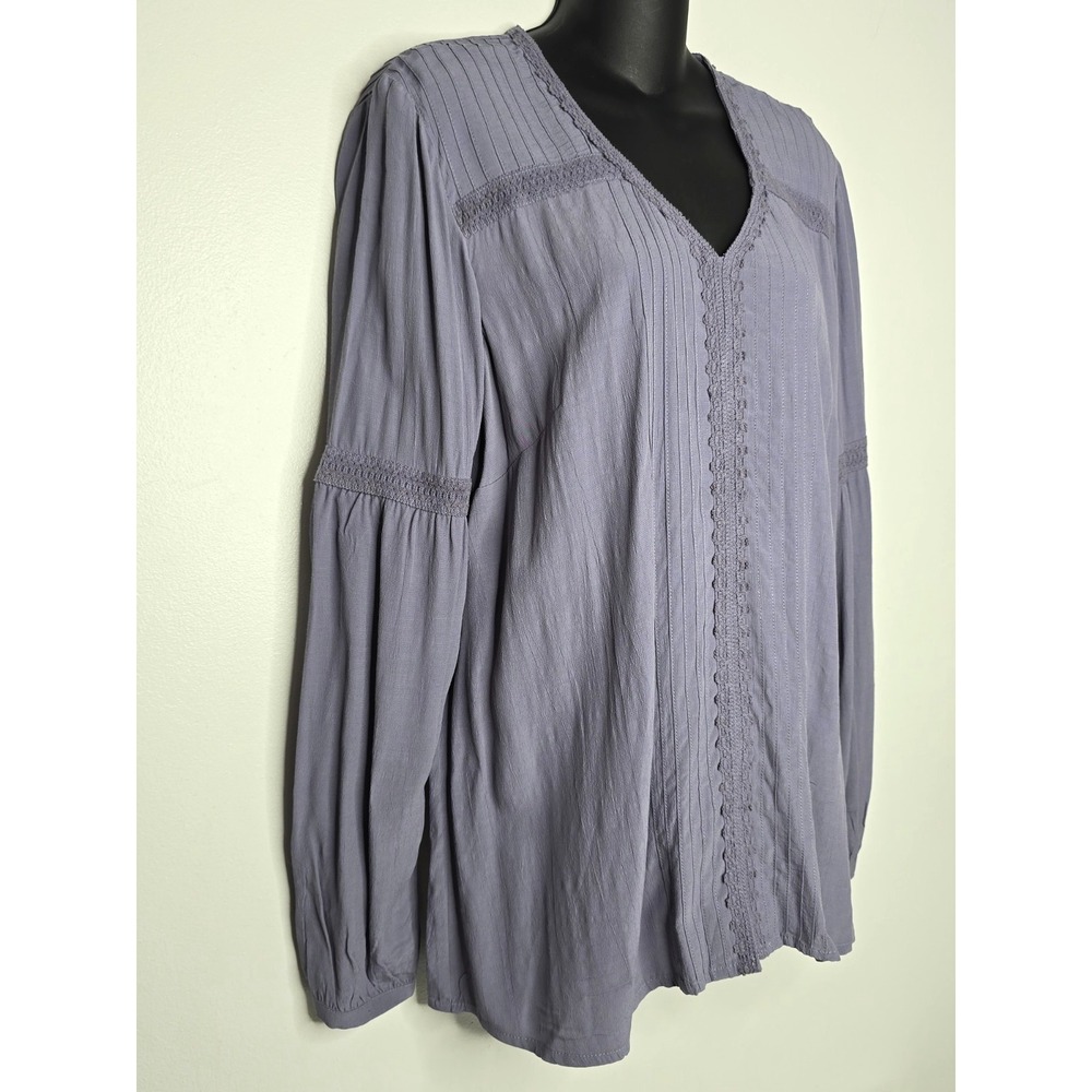 2 LOGO Lori Goldstein Blouse Top Lot Womens Medium Black Lavender Button Pleated - Picture 12 of 15